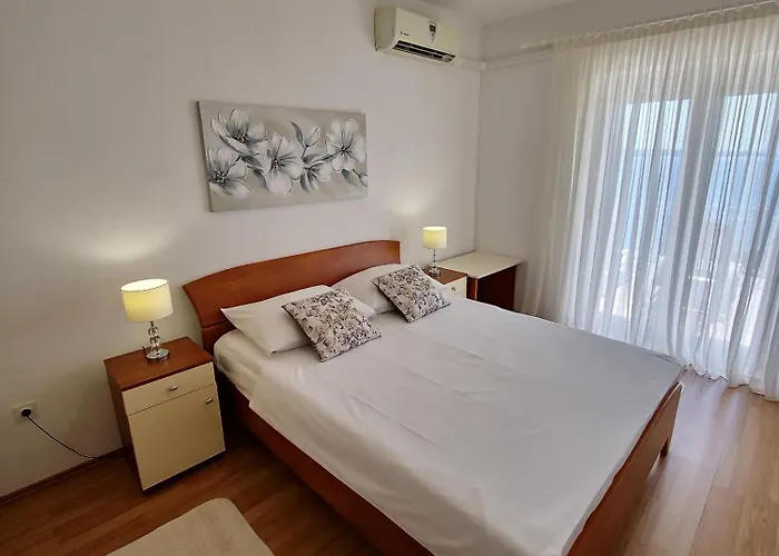 Cacija * 特罗吉尔